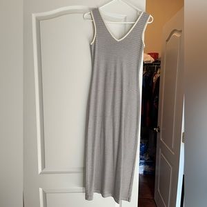 Victoria’s Secret Moda International V neck dress